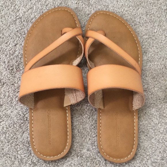 Woman’s 7 sandals - Picture 1 of 4